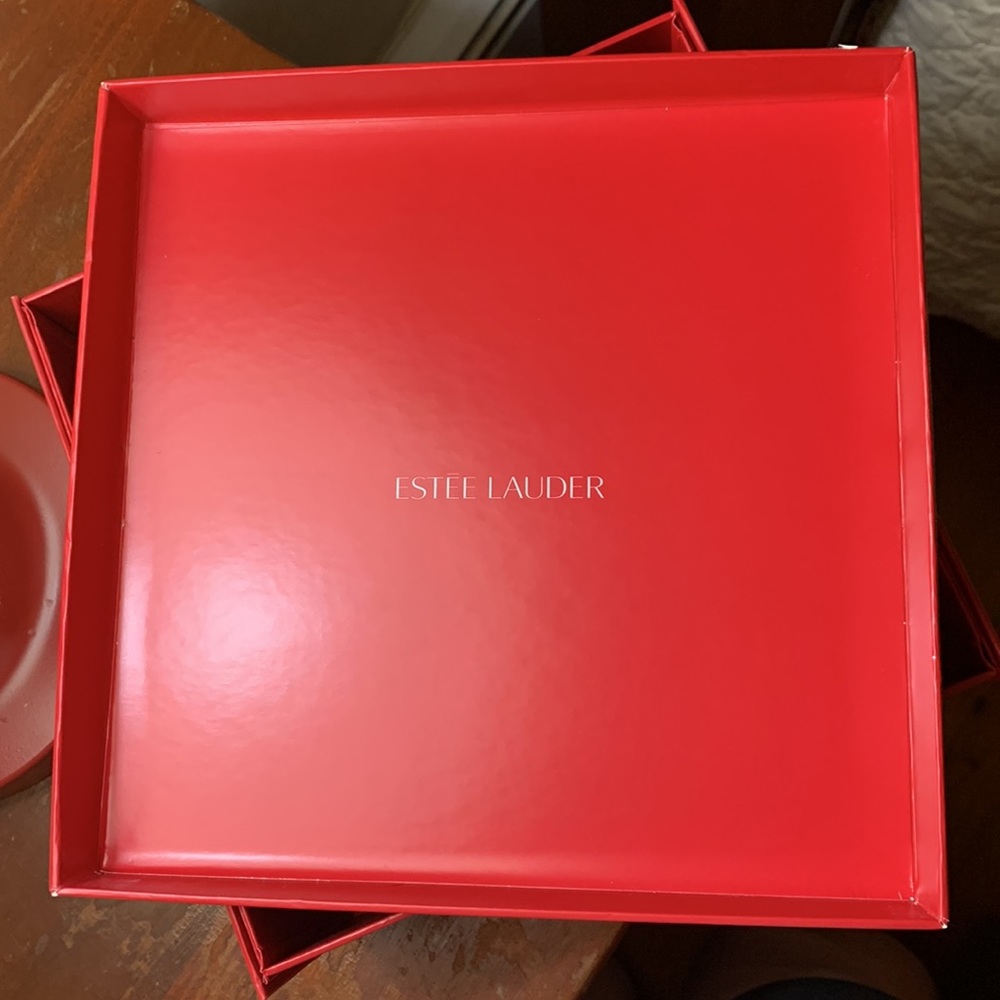 Estée Lauder Red Box - Empty - - Picture 11 of 11